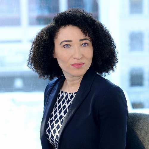 女性领导者对Gen AI在营销中的重要性的见解