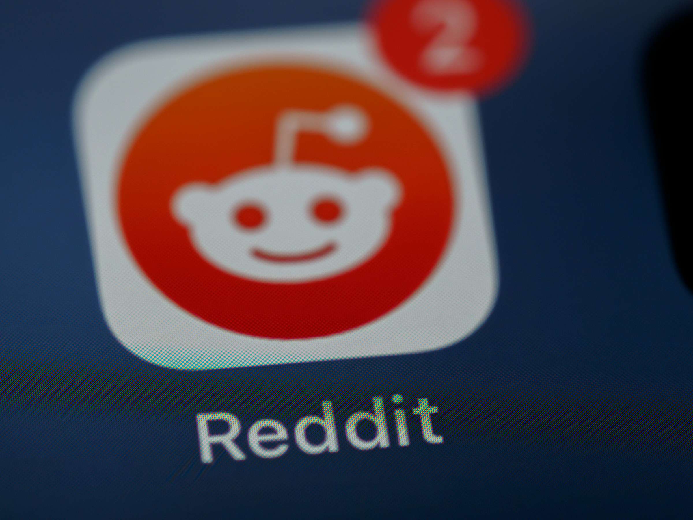 Reddit与AI公司签订数据许可协议
