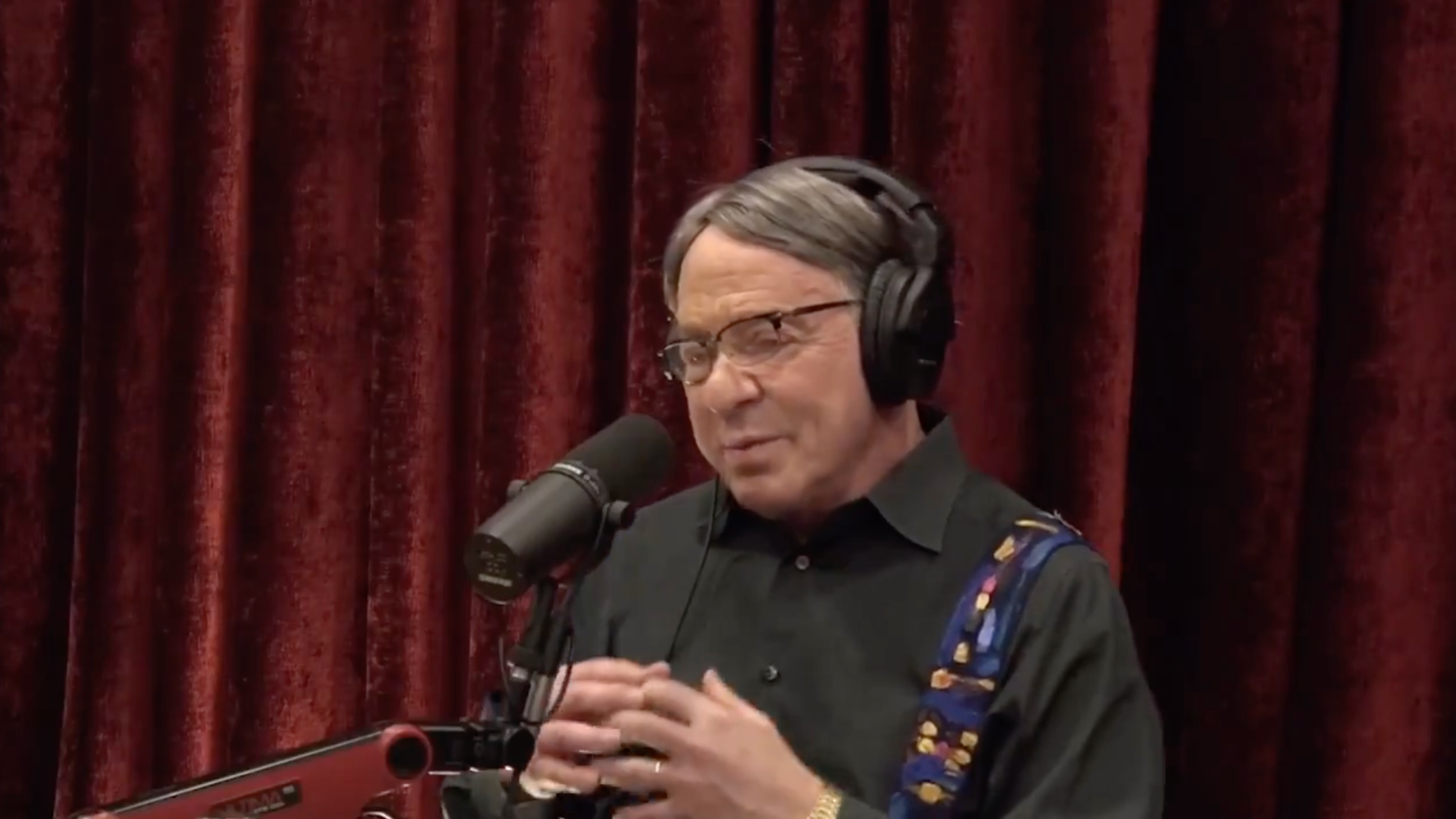 未来科技：人工智能何时超越人类智能？